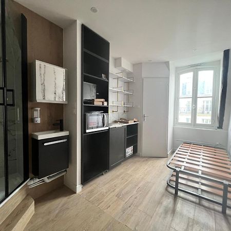 Batignolles, Montmartre Chambre 12M2 , Metro 13 Et 14 Paris Eksteriør billede