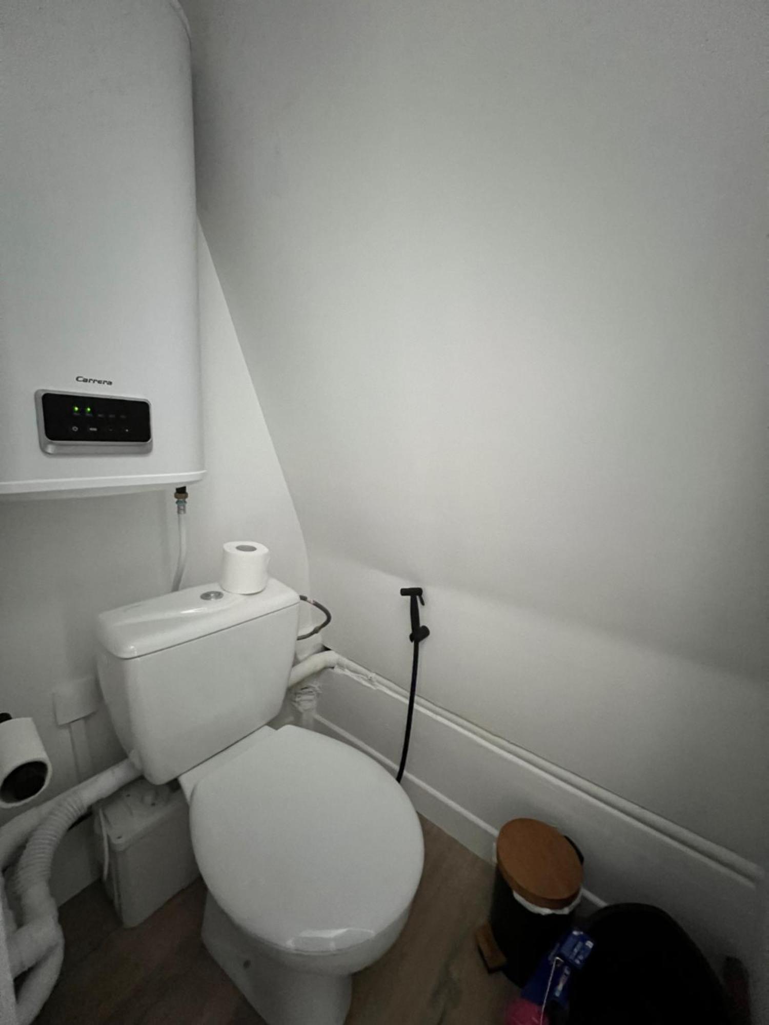 Batignolles, Montmartre Chambre 12M2 , Metro 13 Et 14 Paris Eksteriør billede